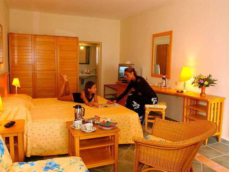 Sunbeach Hotel & Resort Bakau Екстериор снимка